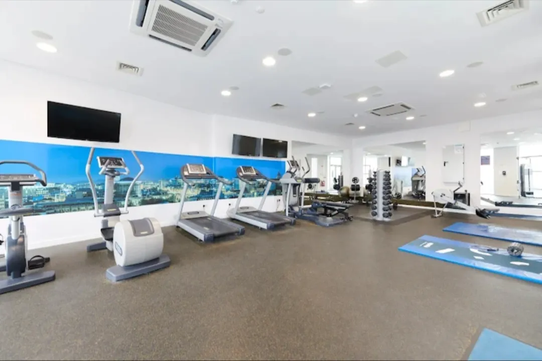 Room in Dublin8, County Dublin